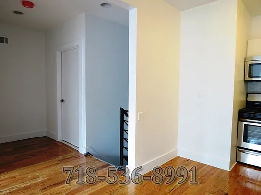 Rented by Next Door Realty NYC | media 27