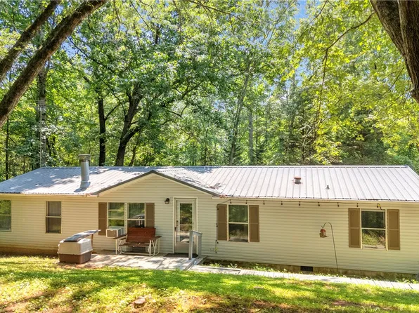 162 Newberry Rd, Walhalla, SC 29691