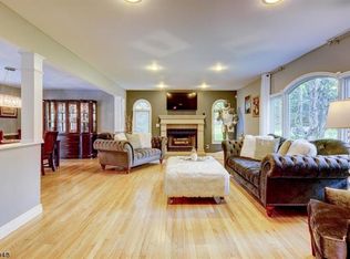 613 Cedarbrook Rd, Bridgewater, NJ 08807