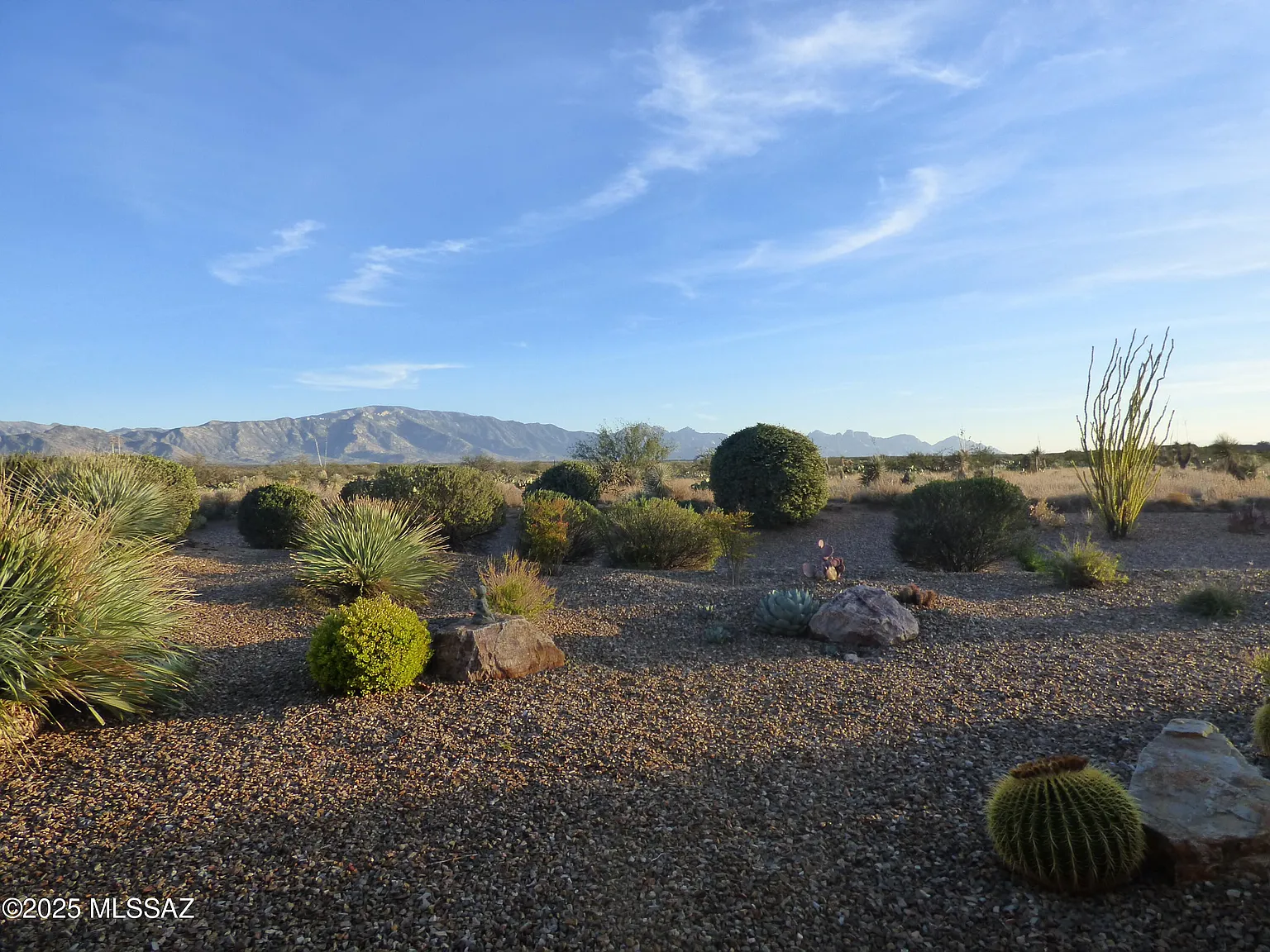 2 bed, 2.5 bath, 1769 sqft, $3,950 — Photo 2