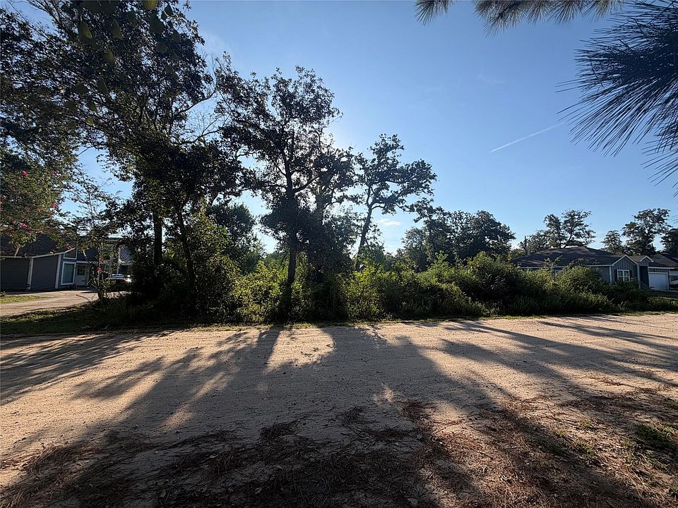 1st image of 26239 Lakeshore Dr