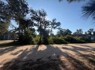 26239 Lakeshore Dr, Hempstead, TX 77445