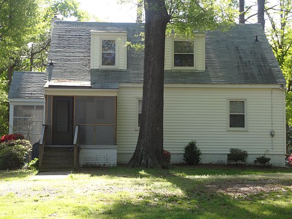 3rd image of 3400 Clydewood Ave