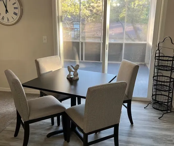 2916 Kathy Ln — Photo 2