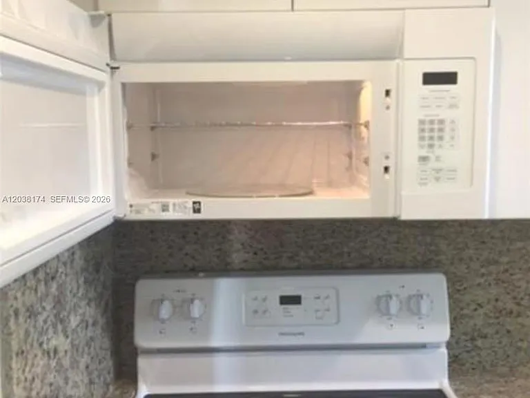 8810 Fontainebleau Blvd #303 — Photo 8