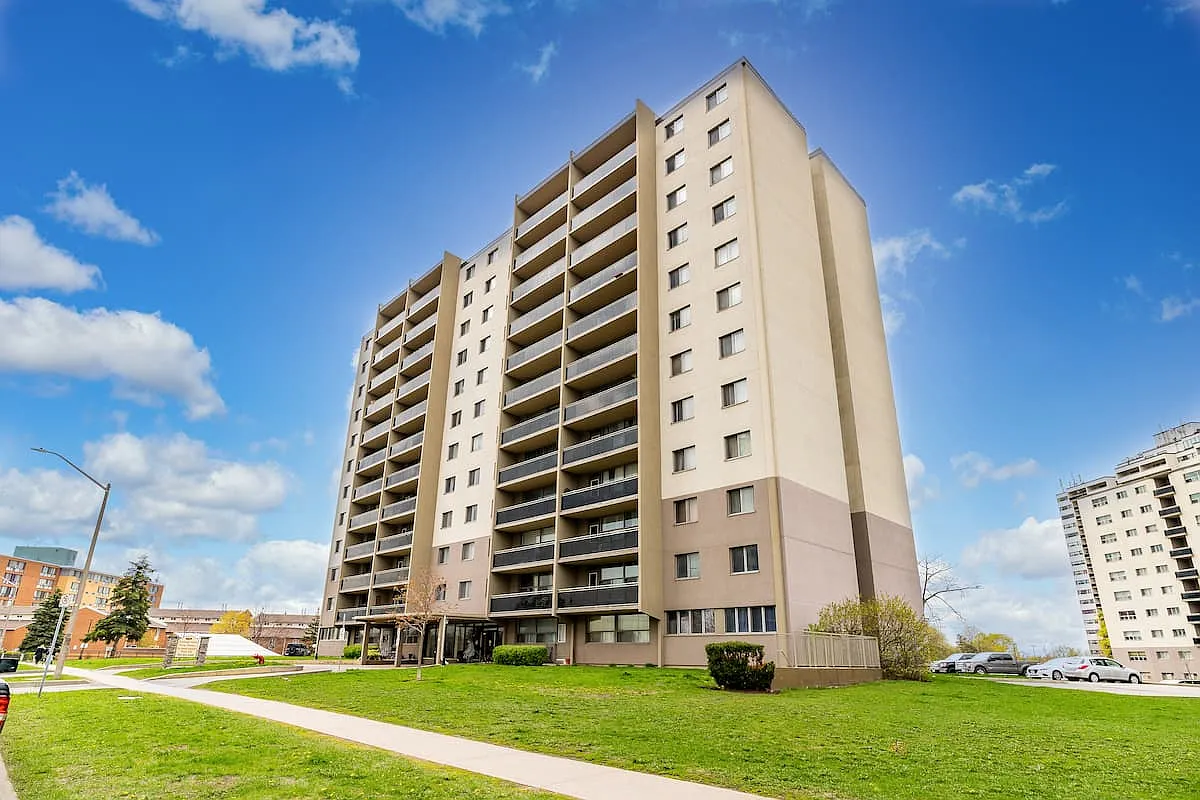 The Heartland Apartments — Photo 1