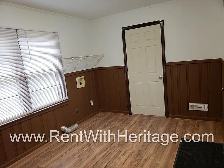 11931 Veterans Memorial Hwy — Photo 14