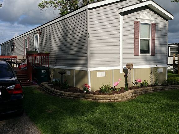 2nd image of 80 25th Ave NW