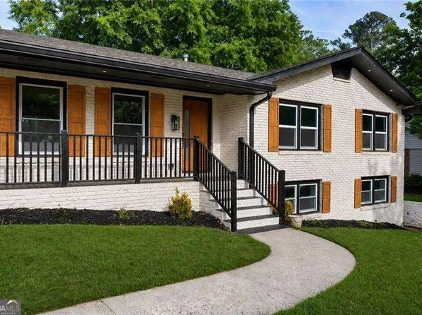 3767 Plumcrest Rd SE, Smyrna, GA 30082