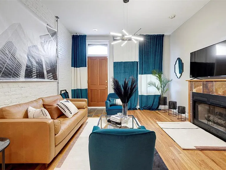 1714 S Tucker Blvd #A — Photo 2