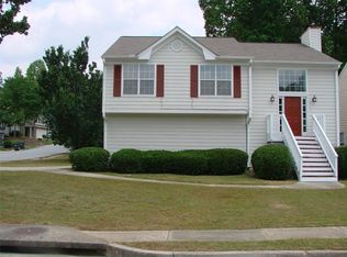 1286 Glynview Cir, Lawrenceville, GA 30043