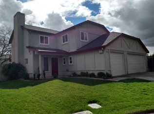 8600 Diamond Crest Ct, Elk Grove, CA 95624