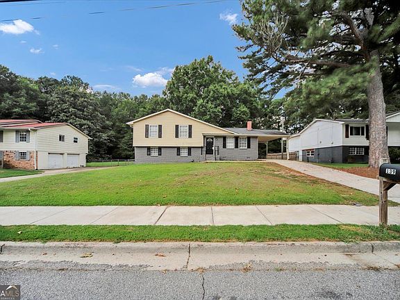 3rd image of 139 Caldwell Dr
