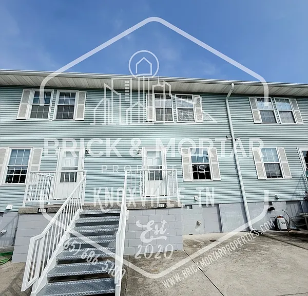 126 N 6th St — Photo 1