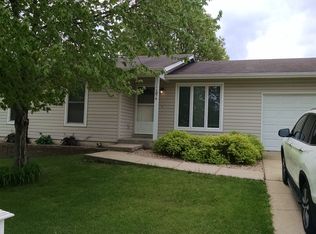 1334 Buffalo Rock Dr, O'Fallon, MO 63366