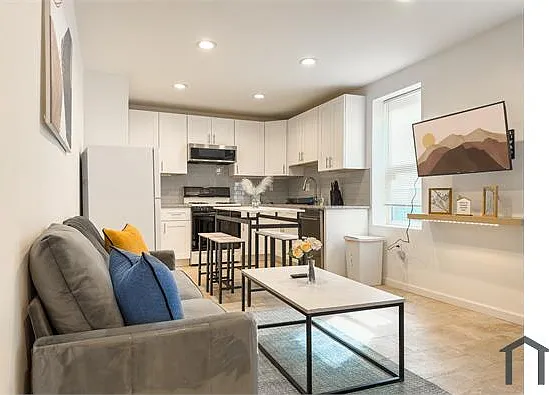 2 bed, 1200 sqft, $1,300 — Photo 3