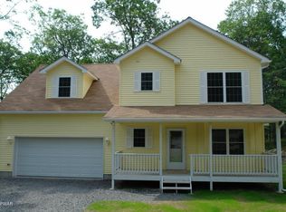 244 Locust Dr, Milford, PA