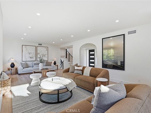 2nd image of 5602 Sunmist Dr