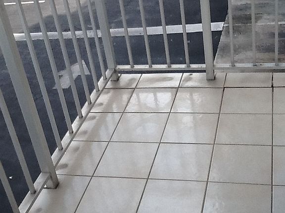 5th image of 1731 SE 15th St APT 211
