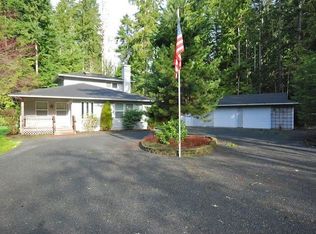4076 NE Azure Ln, Poulsbo, WA 98370