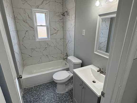 4th image of 4173 Faxon Ave