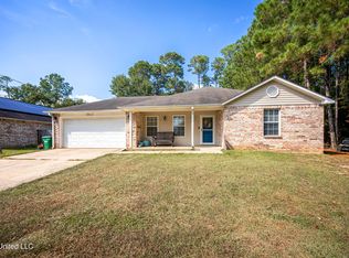 8812 Edgewater Blvd, Ocean Springs, MS 39564