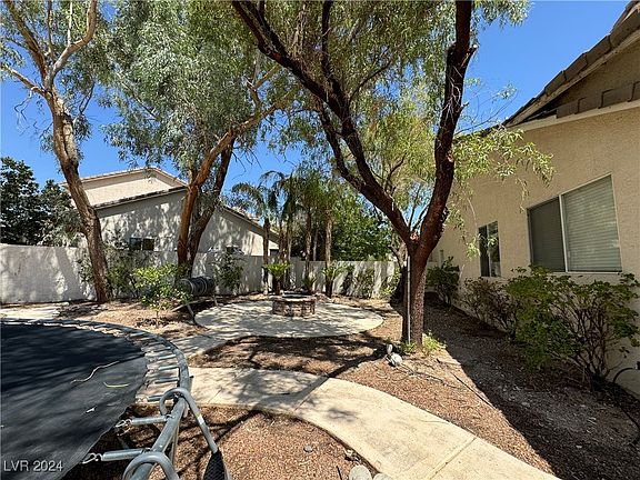 3rd image of 3807 Taylor Rock Ct