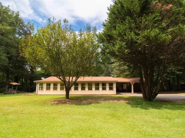 71 Hudson Ave, Anniston, AL 36207