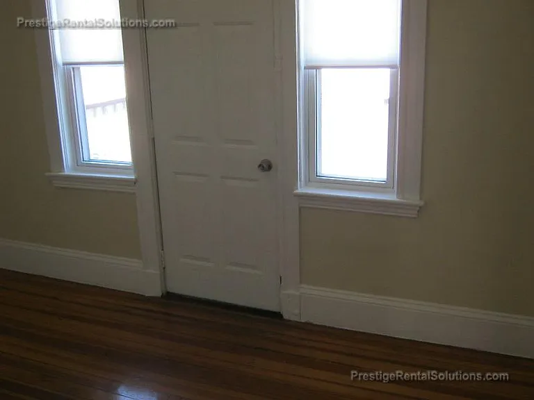 21 Roseclair St #3 — Photo 2