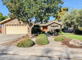 1216 Oxford Way, Hanford, CA 93230