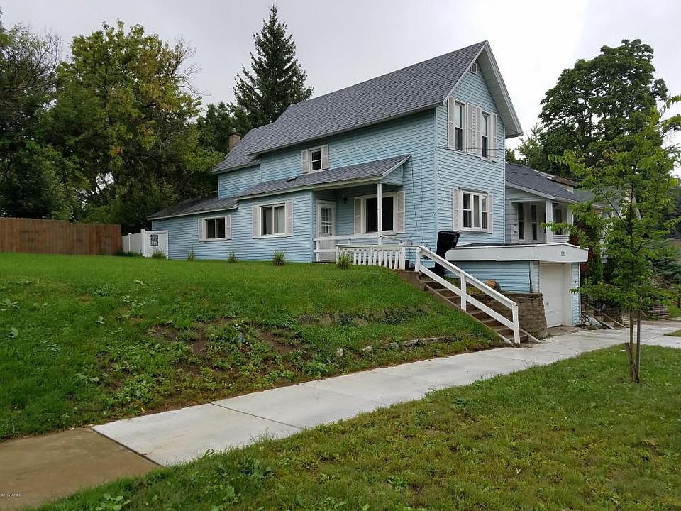 1st image of 1313 N Ave NE