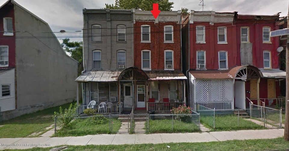 2nd image of 272 Walnut Ave