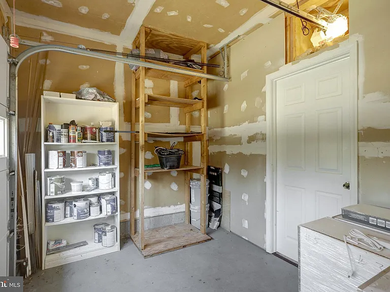 2031 Hillside Dr — Photo 82