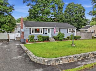 50 Pine St, Hudson, MA 01749