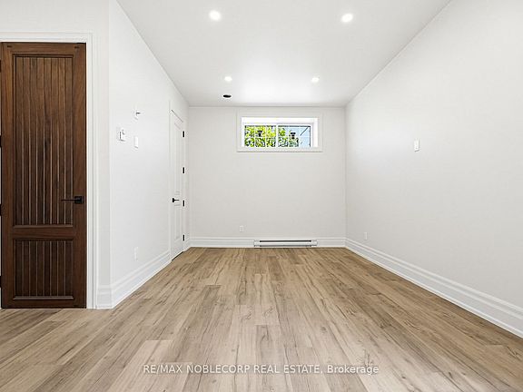 4th image of 108 Enderby Rd #5