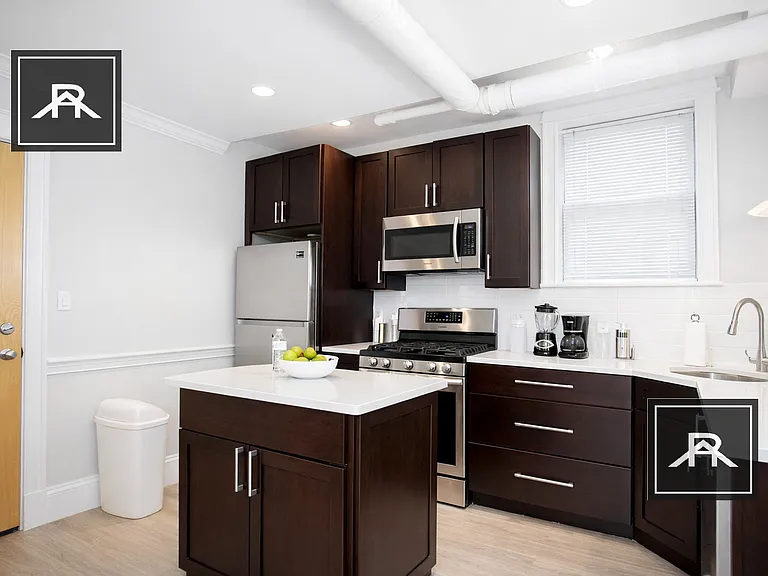 1340 Commonwealth Ave #B — Photo 3
