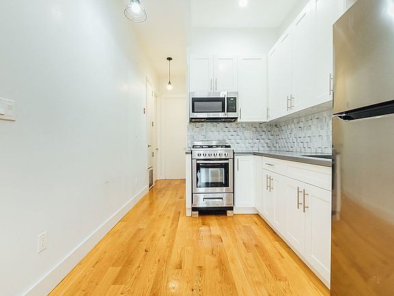 2nd image of 1139 Greene Ave #2L