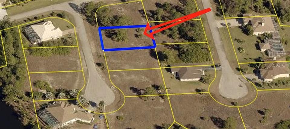 1st image of 703 Crown Oak Cir