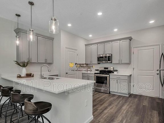 4th image of 2916 Oak Park Way APT D