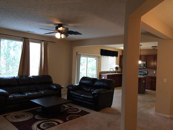 4th image of 9402 Greenery Ct