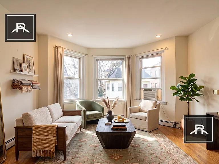 23 Chester St #4 — Photo 8