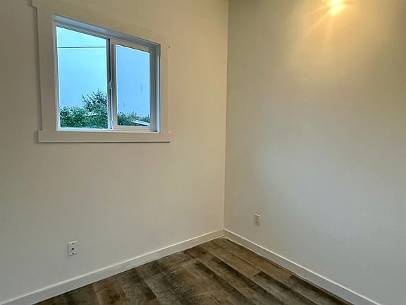 3rd image of 601 Ocean Shores Blvd NW