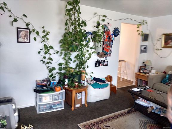 3rd image of 4576 W Dakota Ave