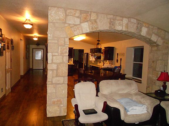 3rd image of 2551 Vernell Way