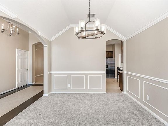 5th image of 10103 Sweet Willow Ln