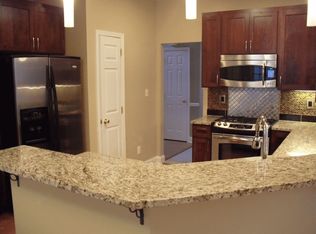 1936 Dearmon Dr, Charlotte, NC 28205