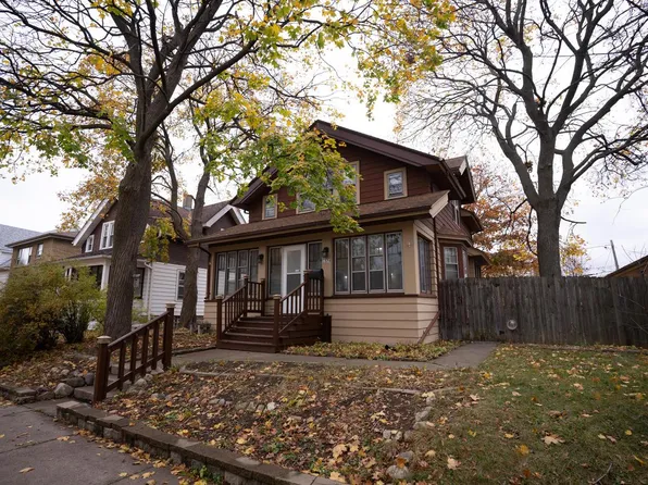 1574 South 74th STREET, West Allis, WI 53214