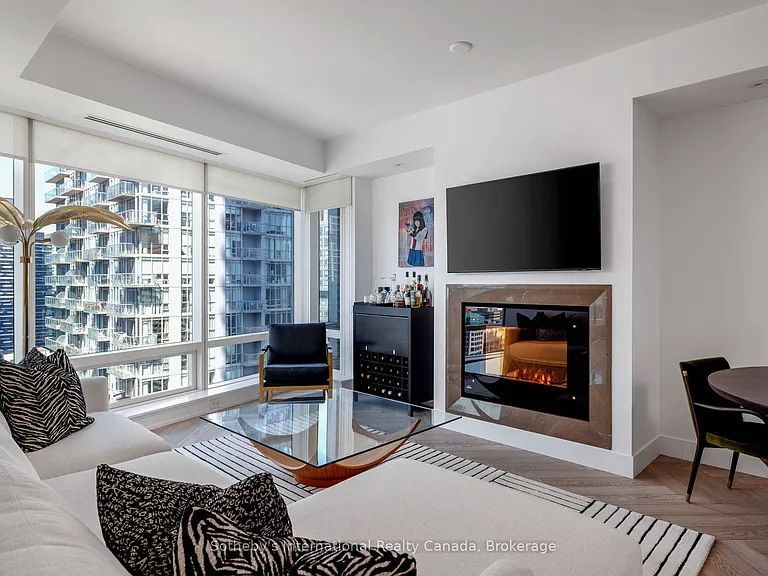 180 University Ave #2802 — Photo 11