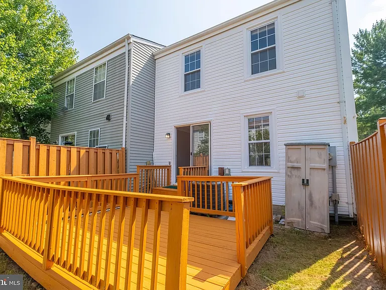 10611 Prairie Landing Ter — Photo 4