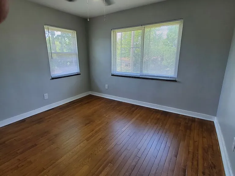 562 East Dr — Photo 15